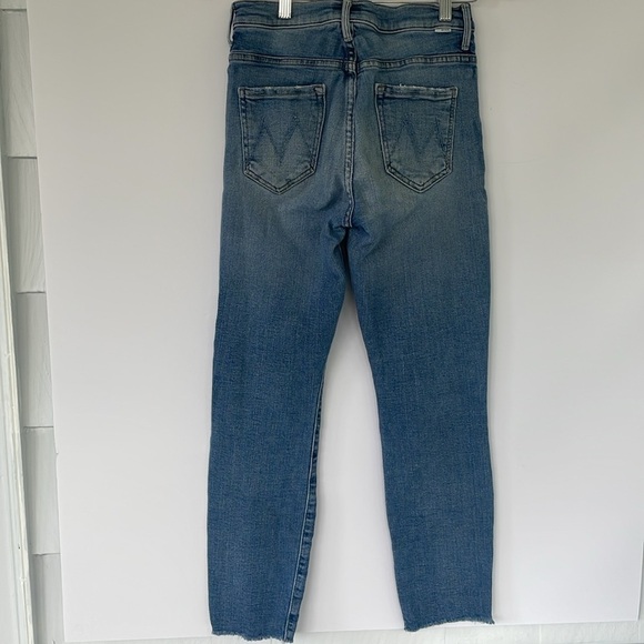 MOTHER The Fly Cut Stunner Ankle Fray Night On a Shiny White Vespa Blue Jeans 26 - Picture 7 of 17